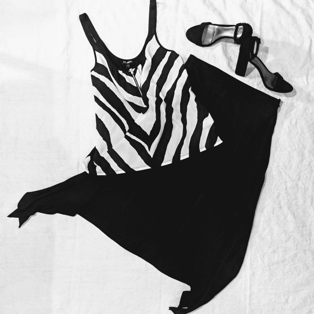 Express Factory New Zebra Print Zip-Front Cami
